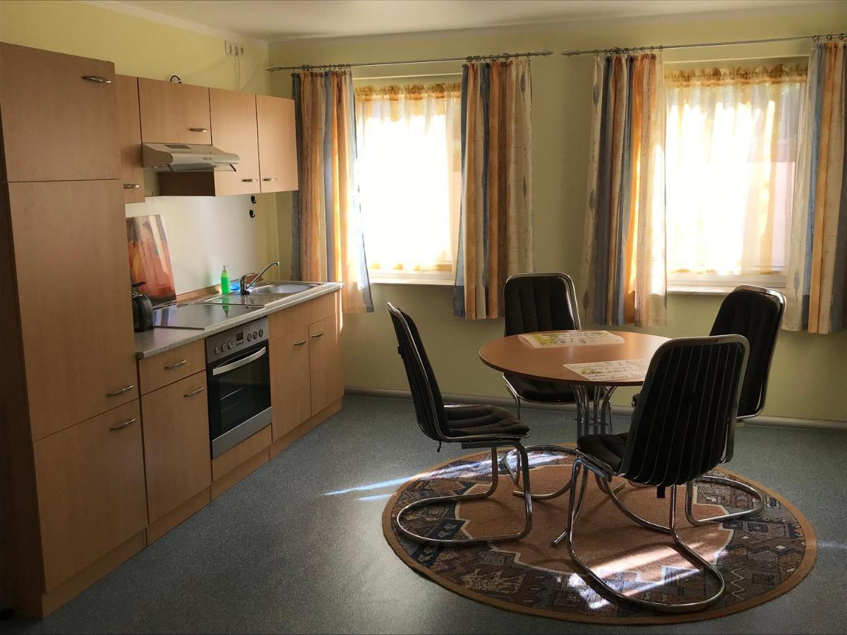 Ferienwohnung Storchenwiese In Nuthetal Ot Saarmund Exteriör bild